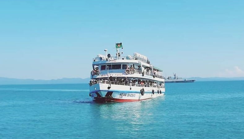 রোববার থেকে সেন্টমার্টিনে যাচ্ছে পর্যটকবাহী জাহাজ